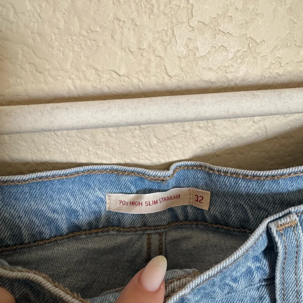 Levi's 70s high slim straight light‎ jeans size 32 light wash - Picture 9 of 9